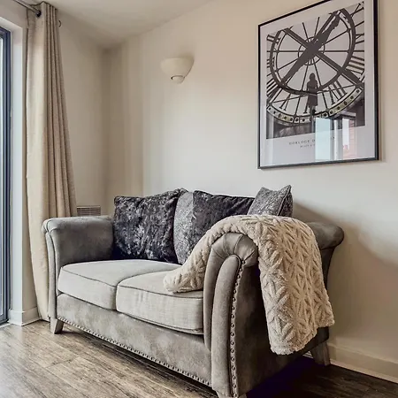 J Quarter 1br - Free Parking - One Apartament